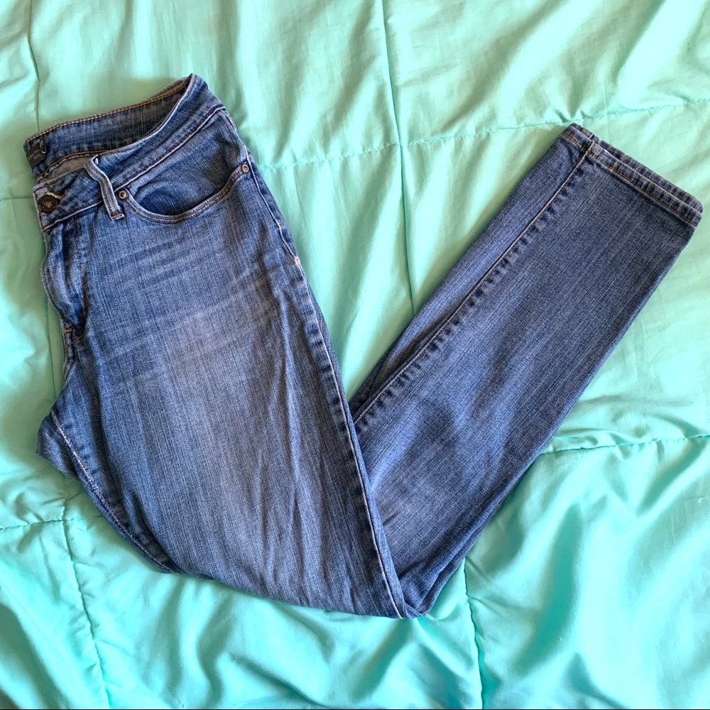 Levi Strauss Light Wash Low Rise Skinny Jean